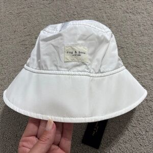 Rag and Bone bucket hat , white , S/M, new